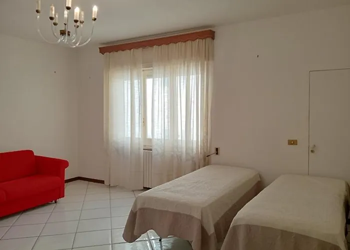 Apartmán Trilocale Centrum By Nonsolomare Vacanze Srlu *